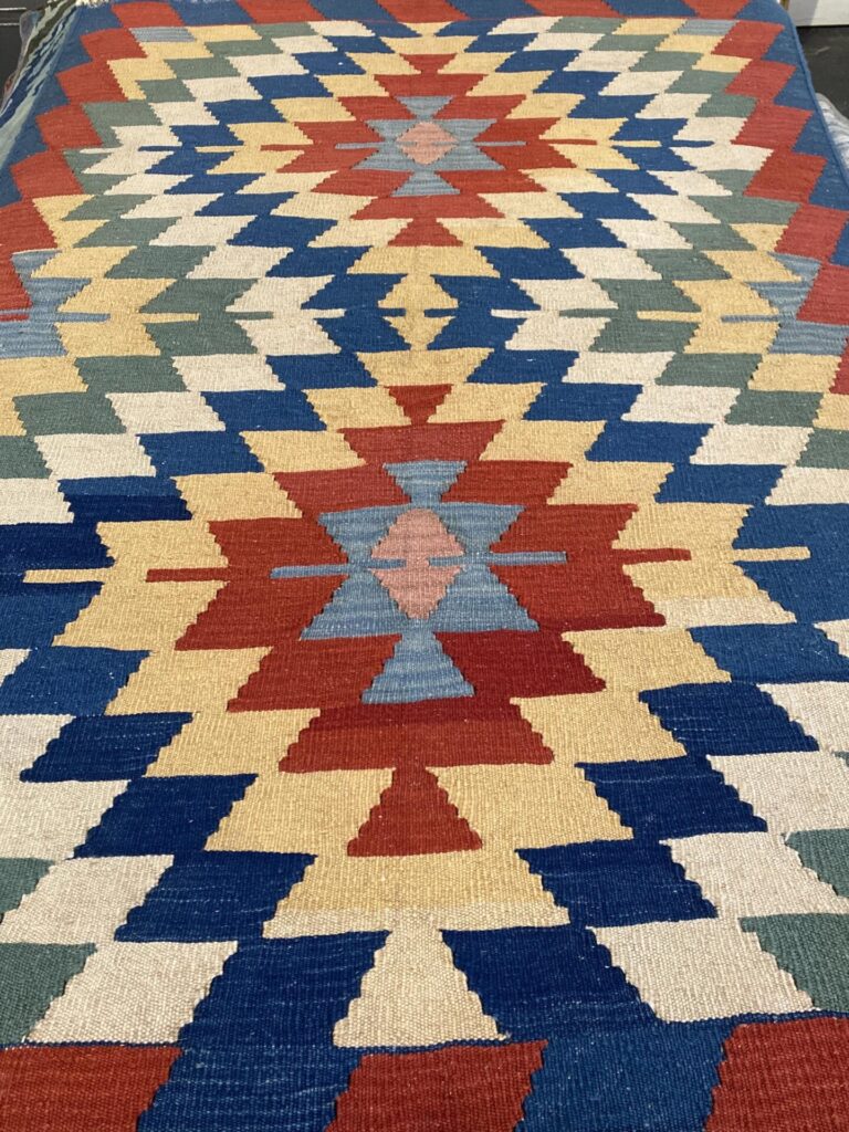 3' 10 x 5' 07 Wool Killim Rug- 11
