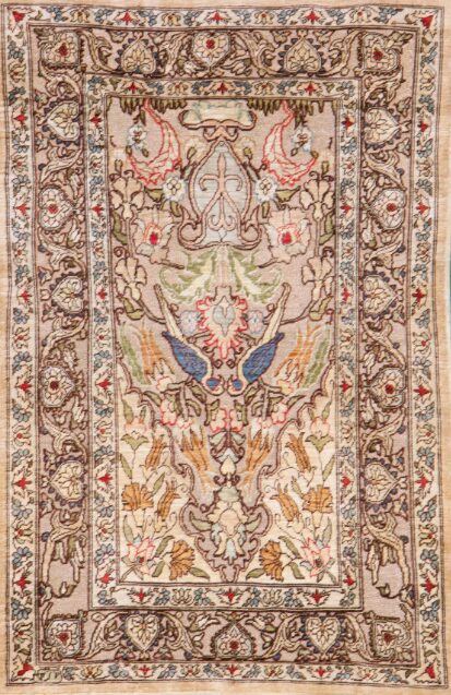 2' 01" x 3' 05" SILK- Turkey