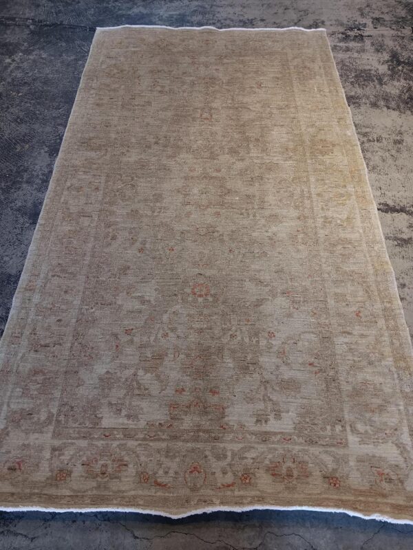 4' 11" x 8' 10" Wool Sultanabad Rug- 269