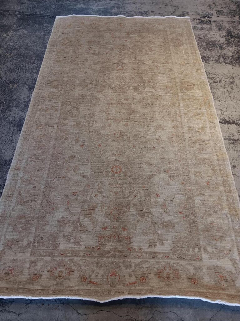 4' 11" x 8' 10" Wool Sultanabad Rug- 269