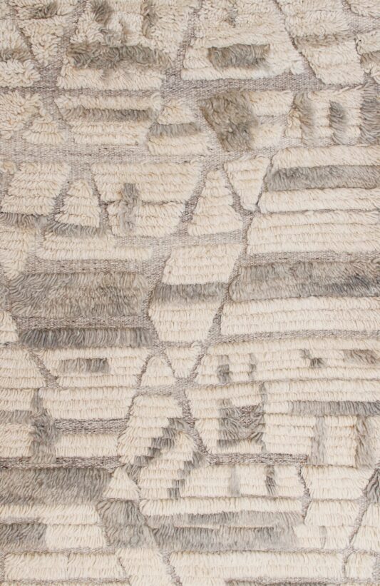 3' 01" x 4' 11" India, Wool- 4044