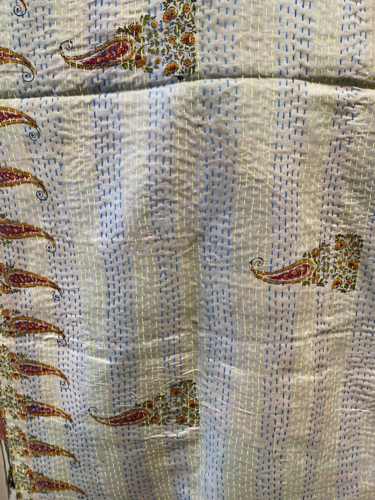 1' 05" x 7' 00" Scarves Silk Rug