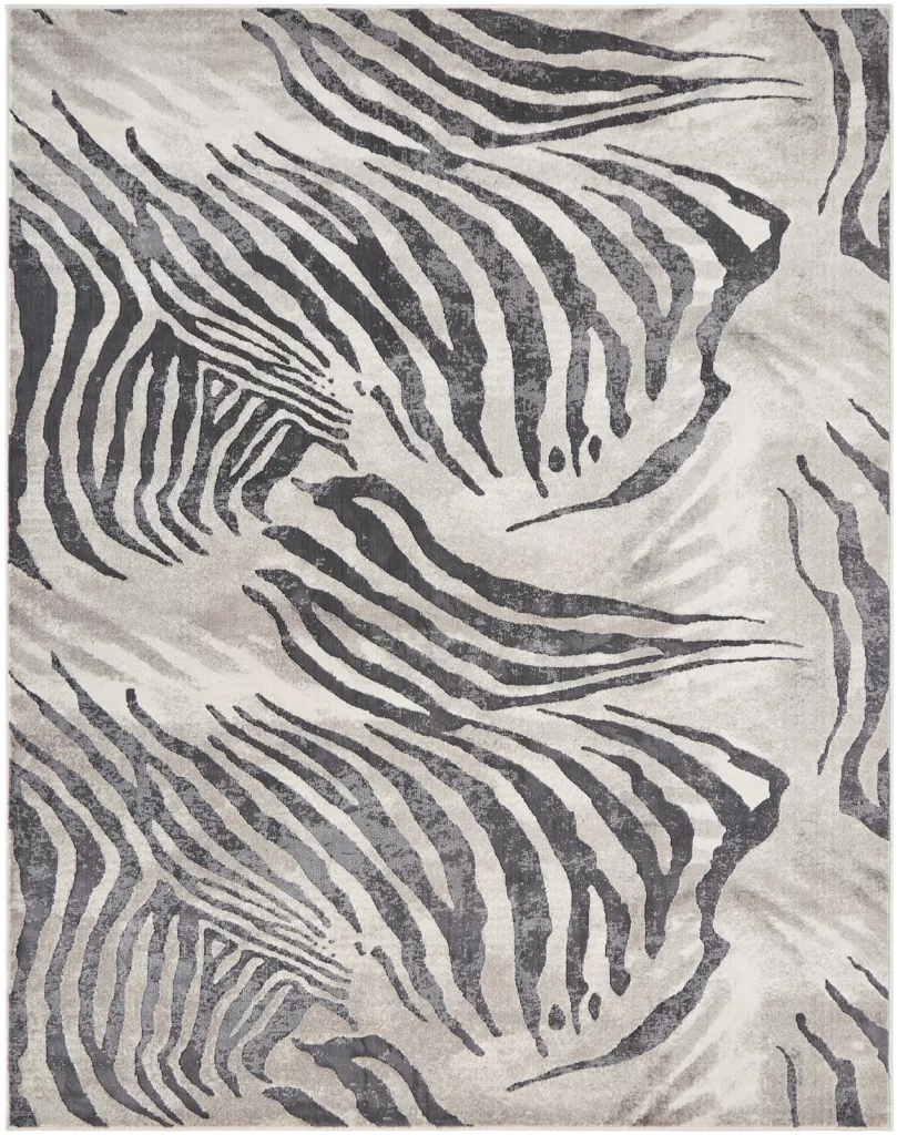 5' 06" x 7' 06" Rectangle Polyester Rug