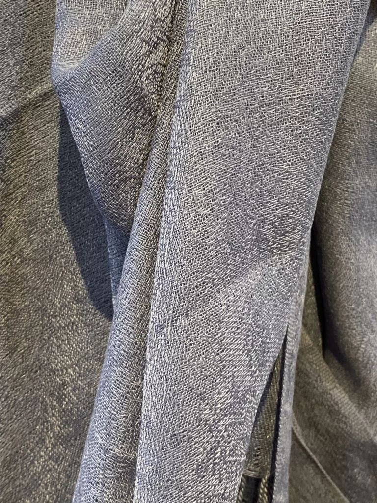 2' 03" x 5' 10" Pashmina Solid Gray Rug