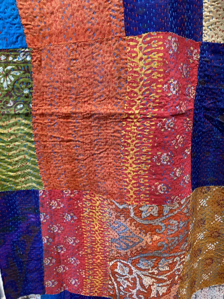 1' 05" x 7' 00" Scarves Silk Rug